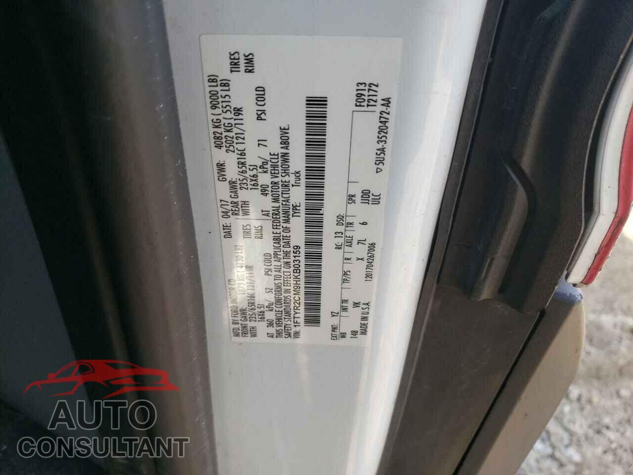 FORD TRANSIT 2017 - 1FTYR2CM9HKB03159