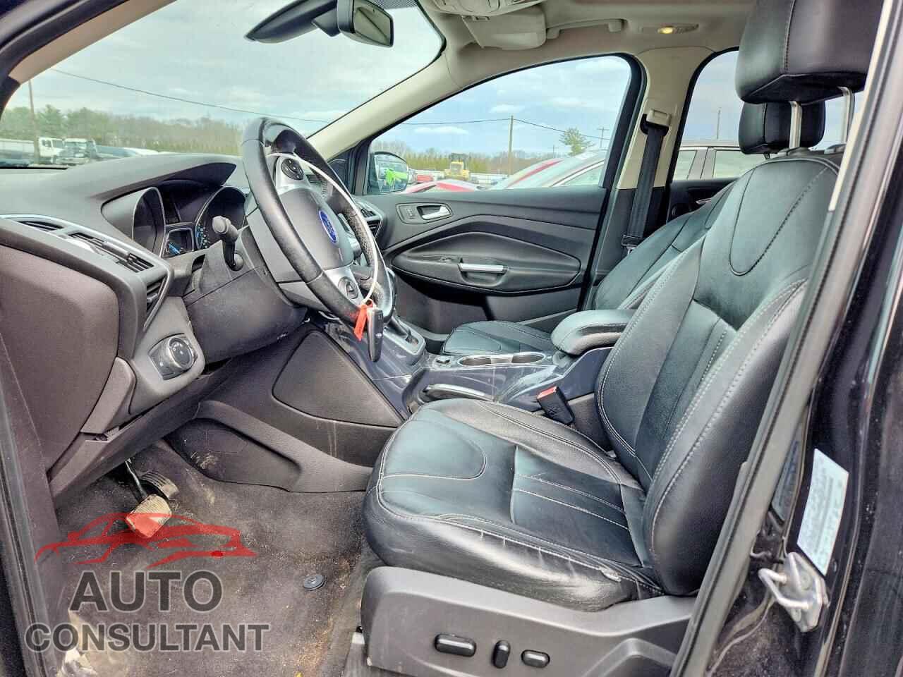 FORD ESCAPE 2013 - 1FMCU9J96DUB88911