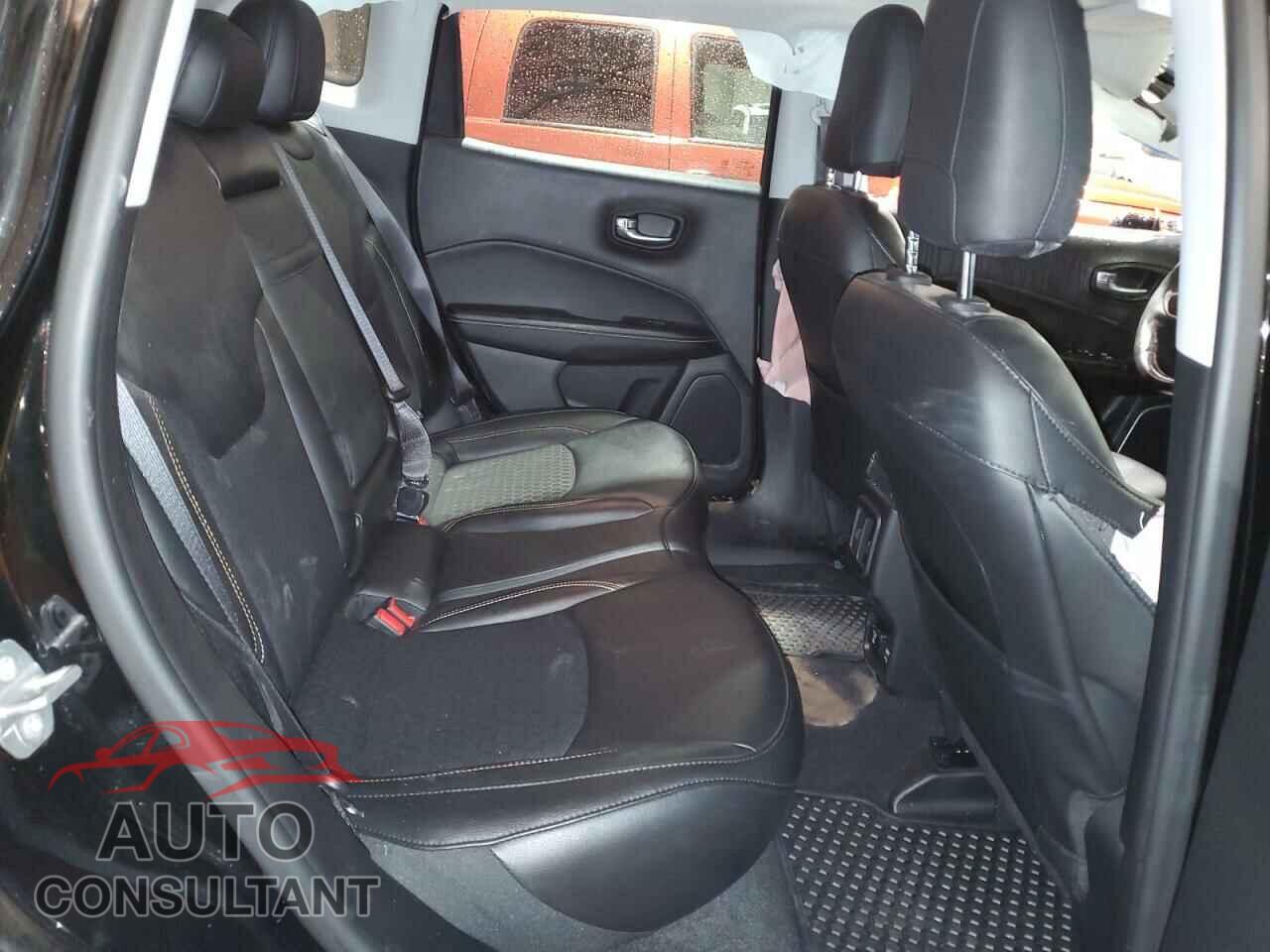 JEEP COMPASS 2020 - 3C4NJDBB8LT112206