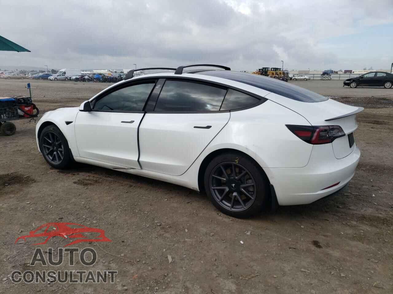 TESLA MODEL 3 2021 - 5YJ3E1EA9MF996752