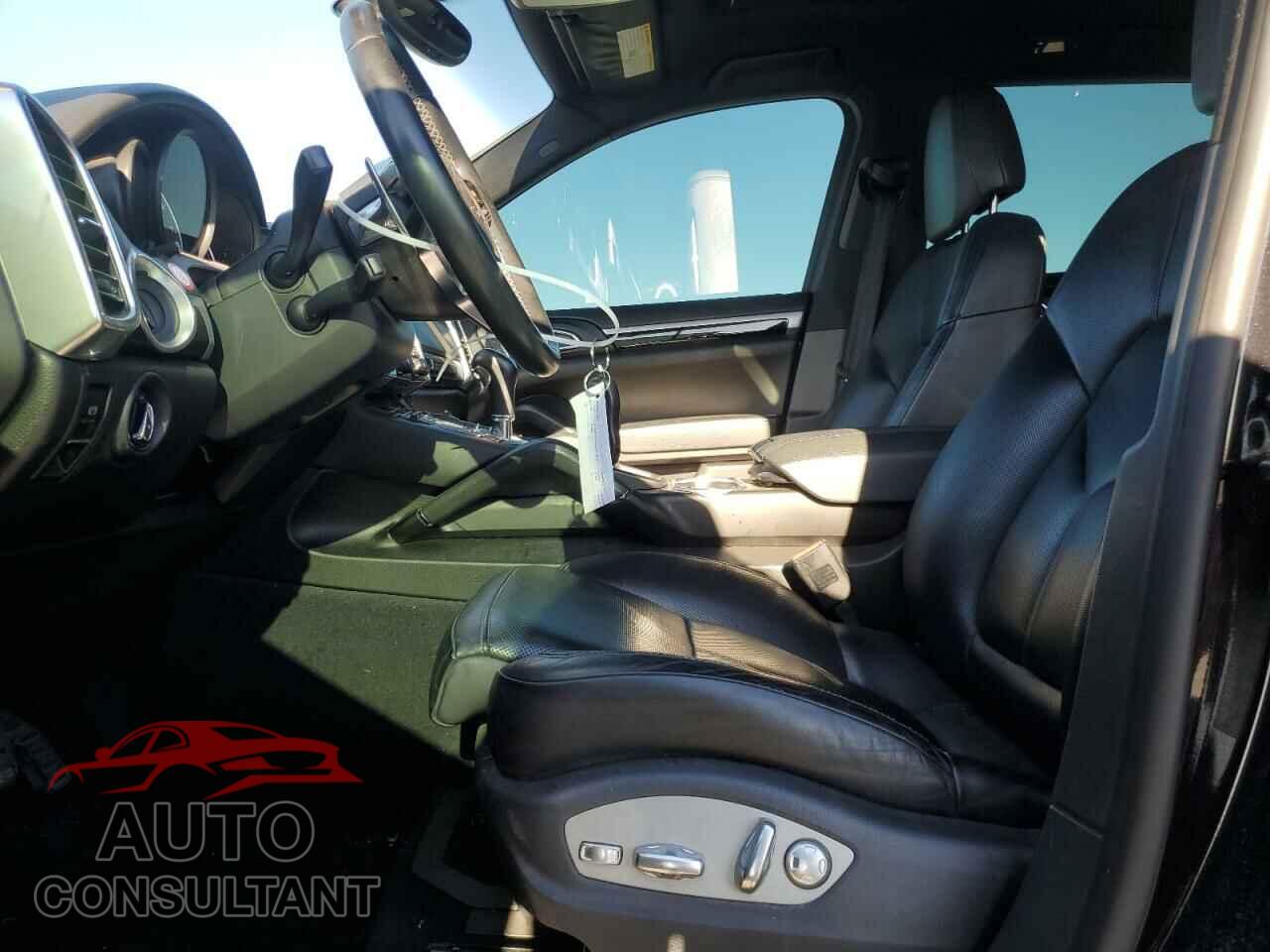 PORSCHE CAYENNE 2016 - WP1AA2A20GLA05090