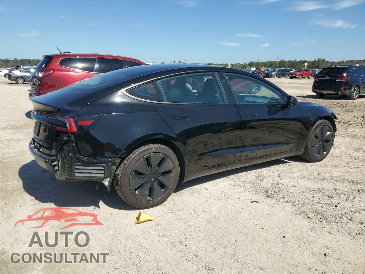 TESLA MODEL 3 2024 - 5YJ3E1EA3RF872810