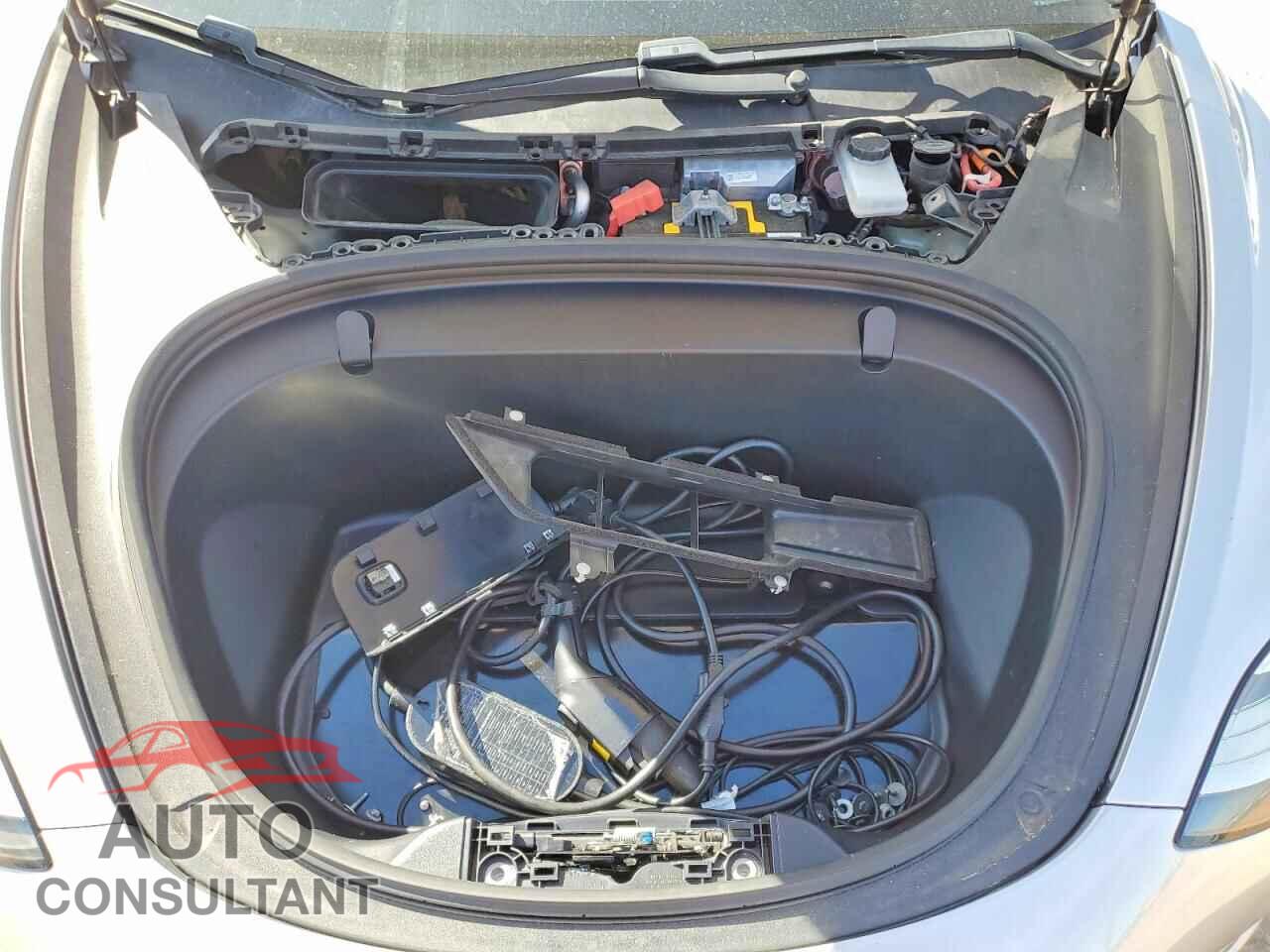 TESLA MODEL 3 2018 - 5YJ3E1EA2JF048513
