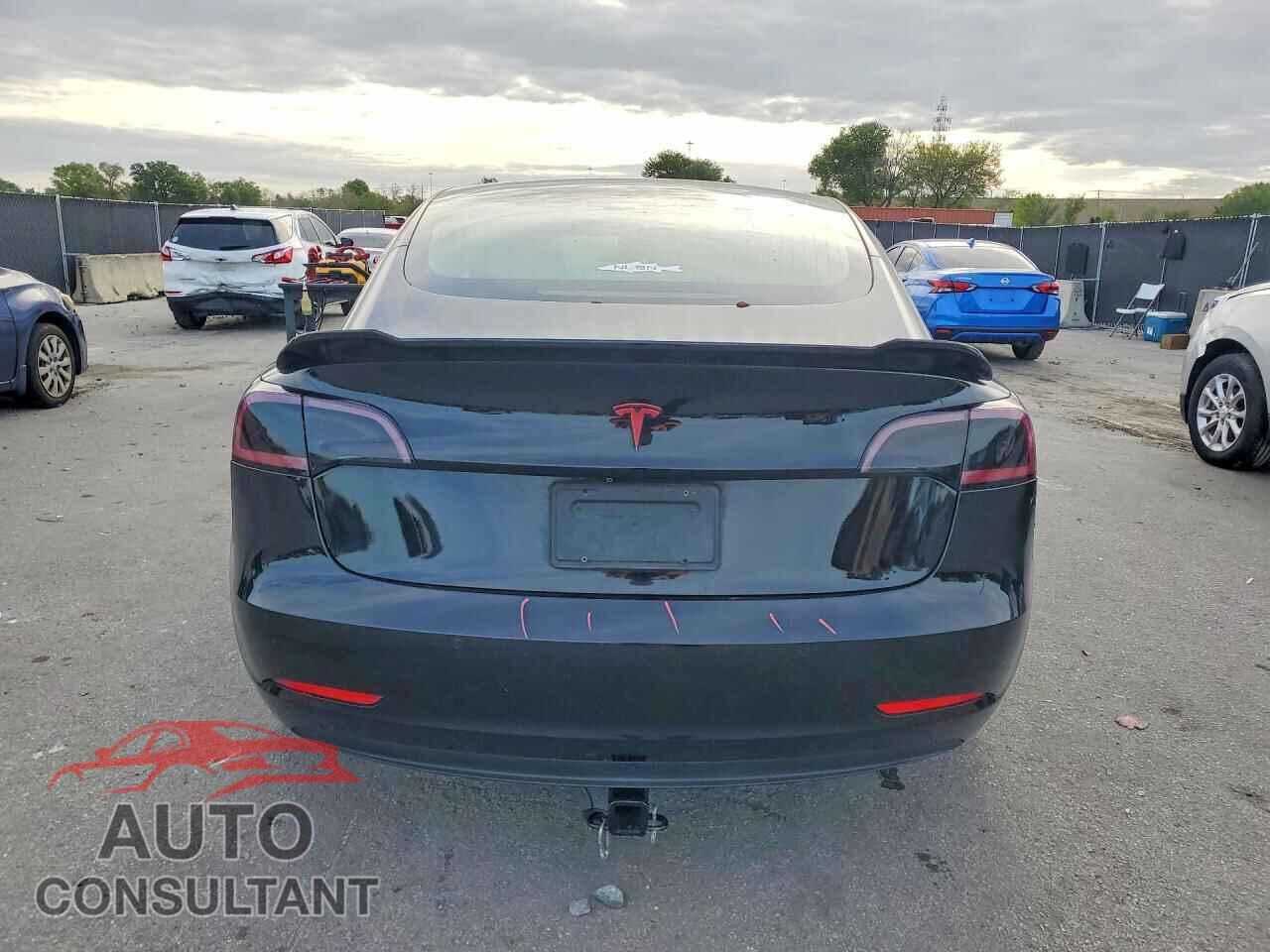 TESLA MODEL 3 2019 - 5YJ3E1EA7KF394851