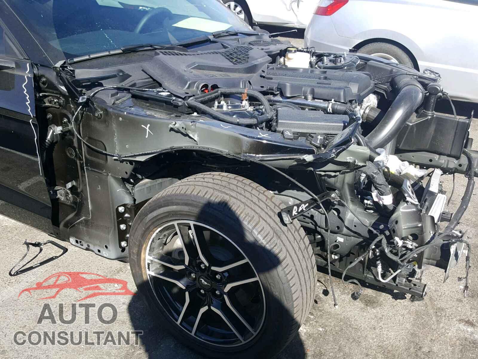 FORD MUSTANG 2018 - 1FA6P8TH2J5176337