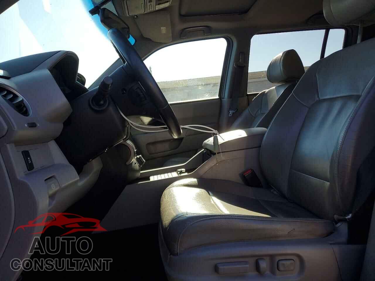 HONDA PILOT 2012 - 5FNYF4H76CB028501