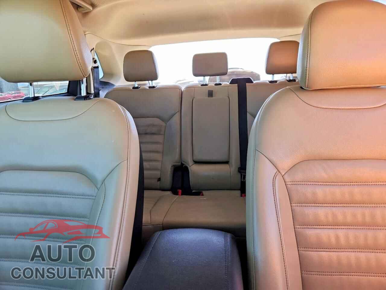 FORD EDGE 2017 - 2FMPK3J92HBB31217