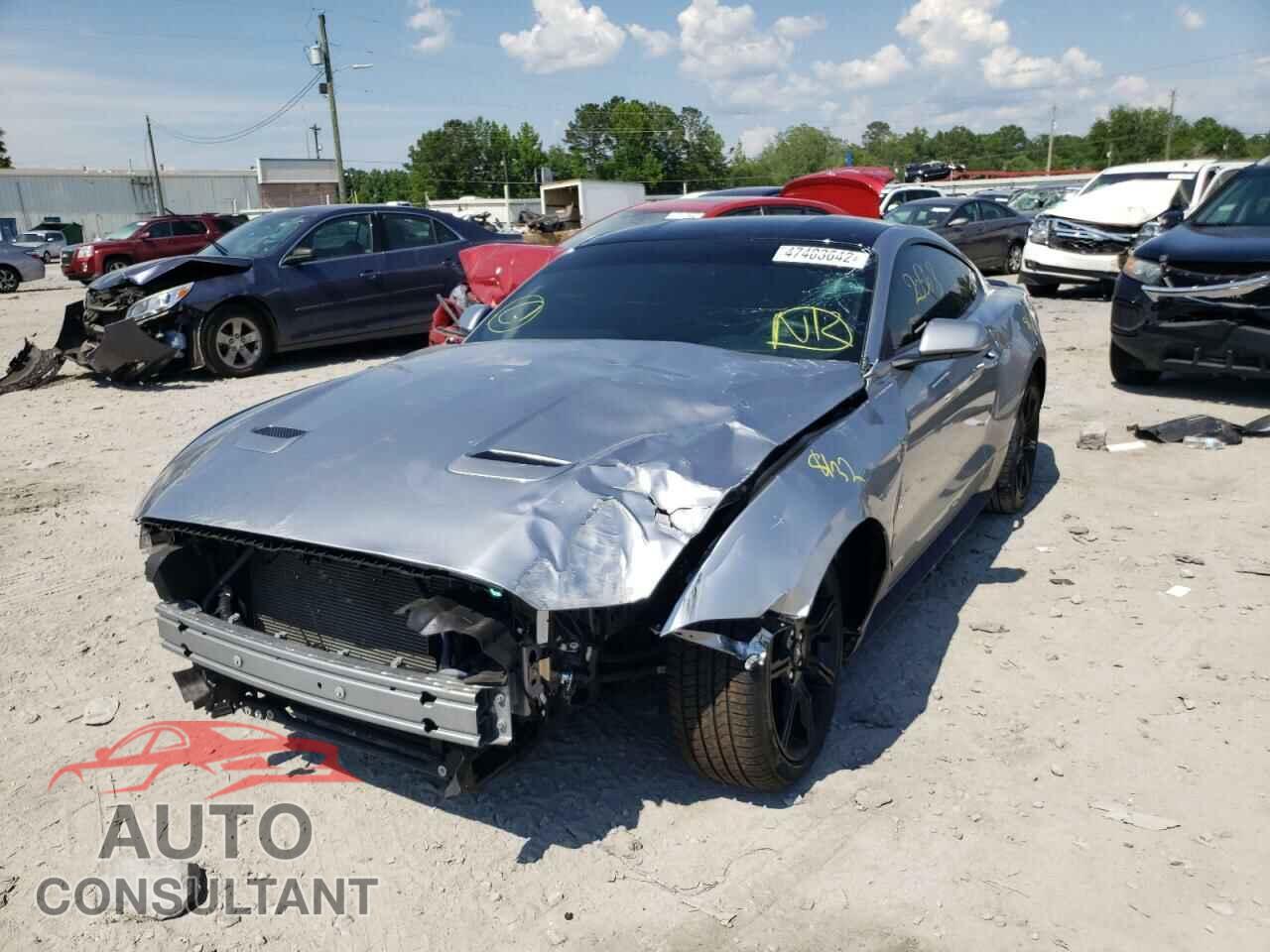 FORD MUSTANG 2020 - 1FA6P8TH5L5161575