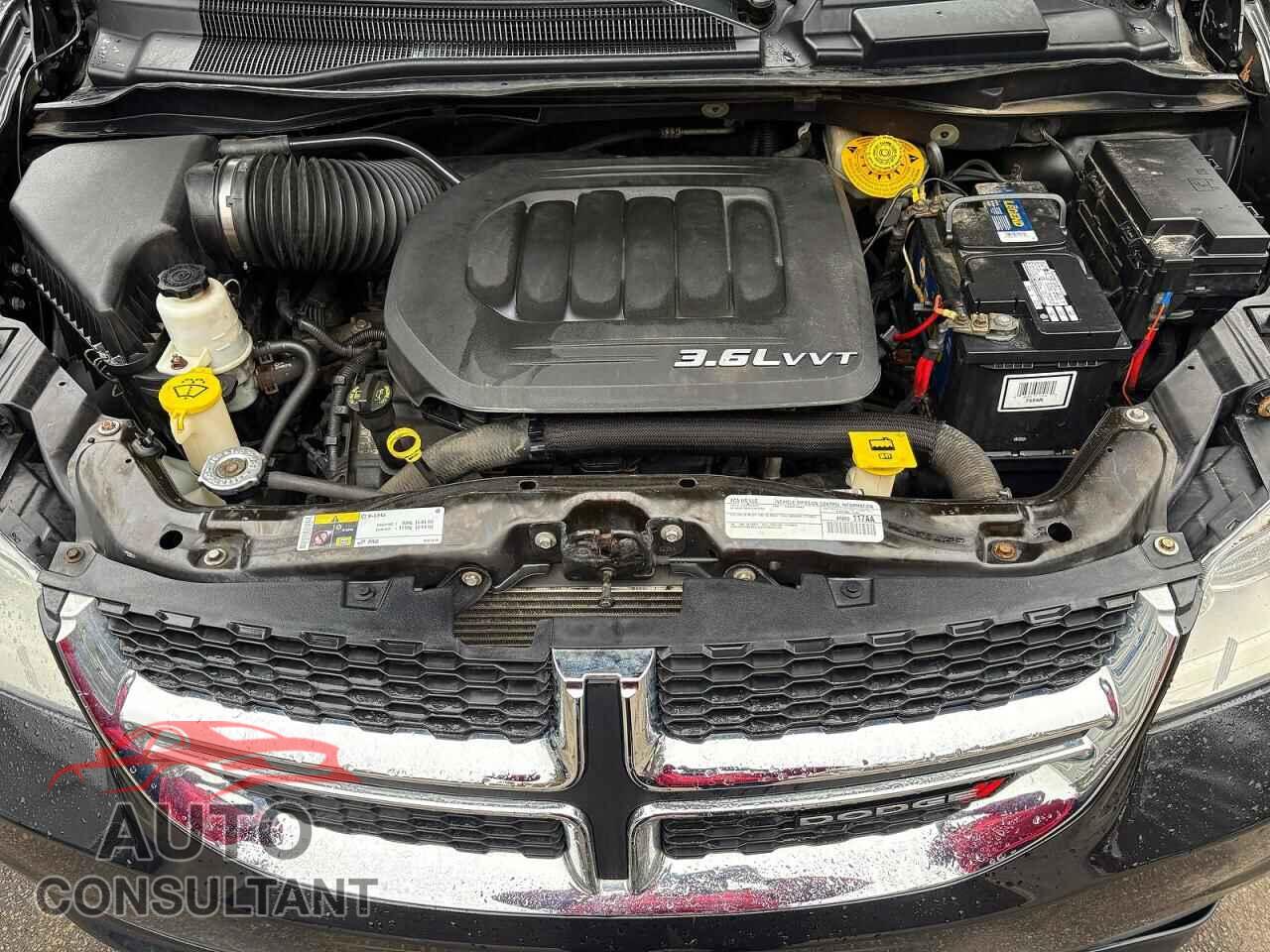 DODGE CARAVAN 2015 - 2C4RDGCG0FR712357