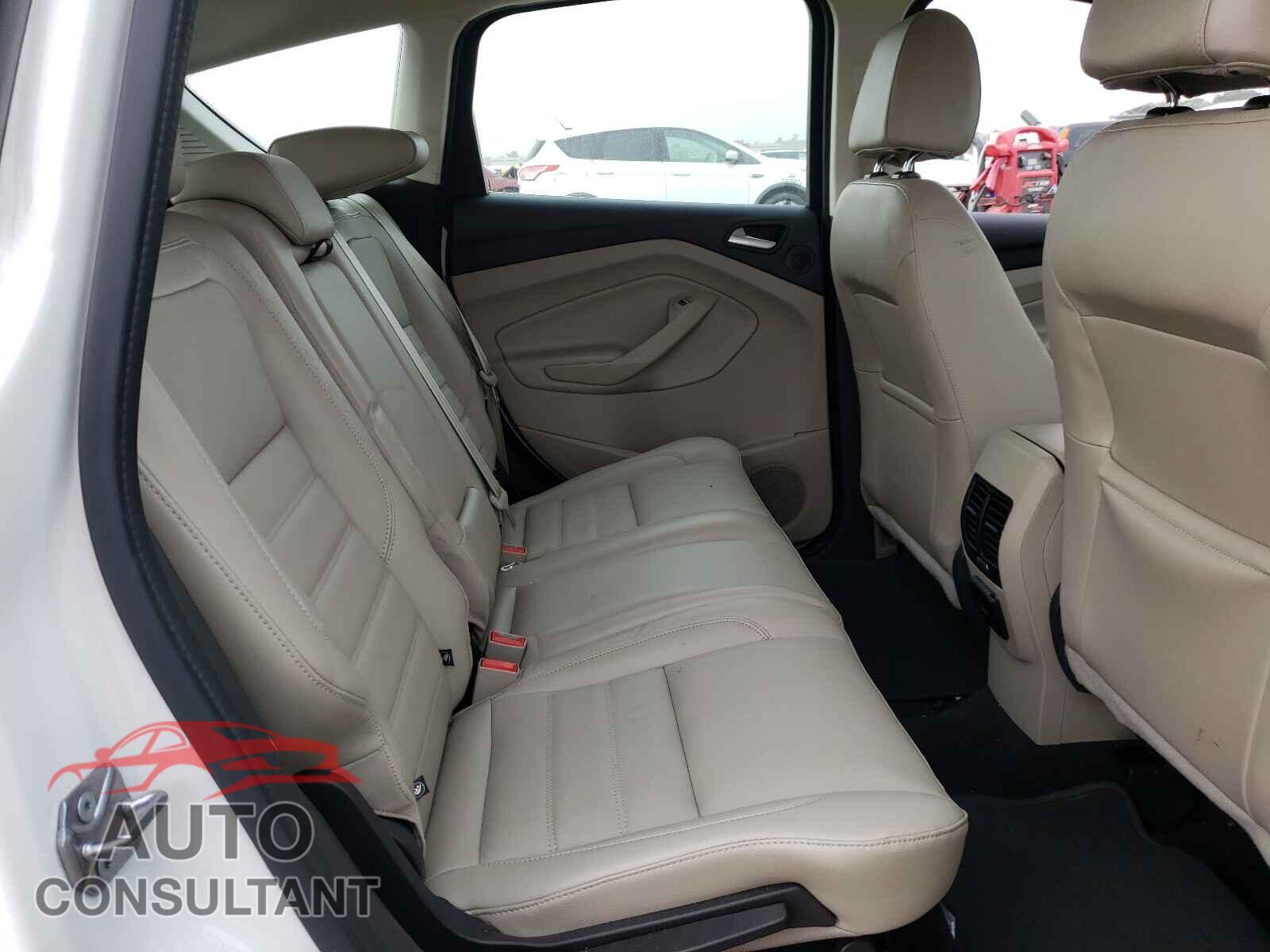 FORD CMAX 2017 - 1FADP5FU4HL110036