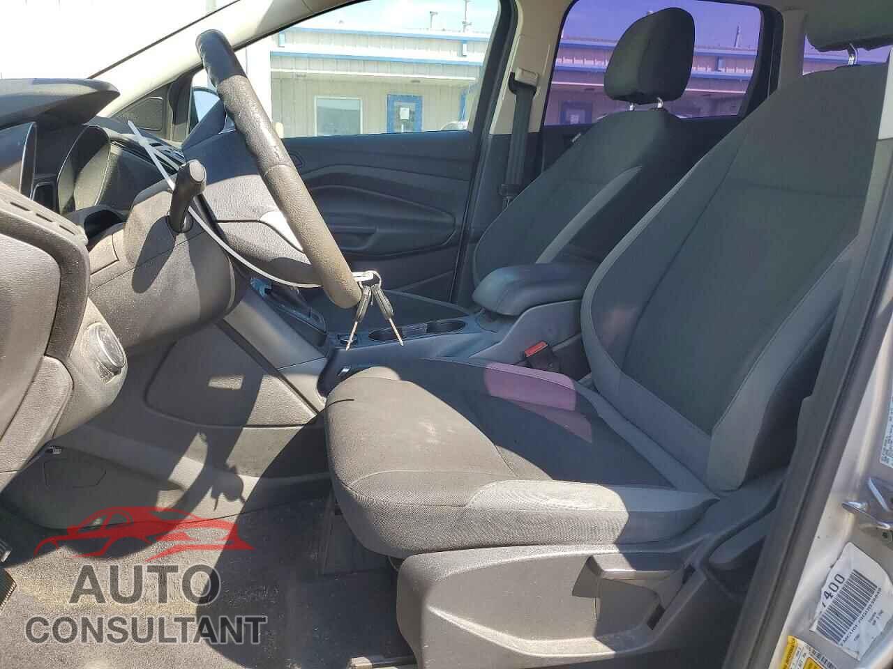FORD ESCAPE 2016 - 1FMCU0F79GUB38849