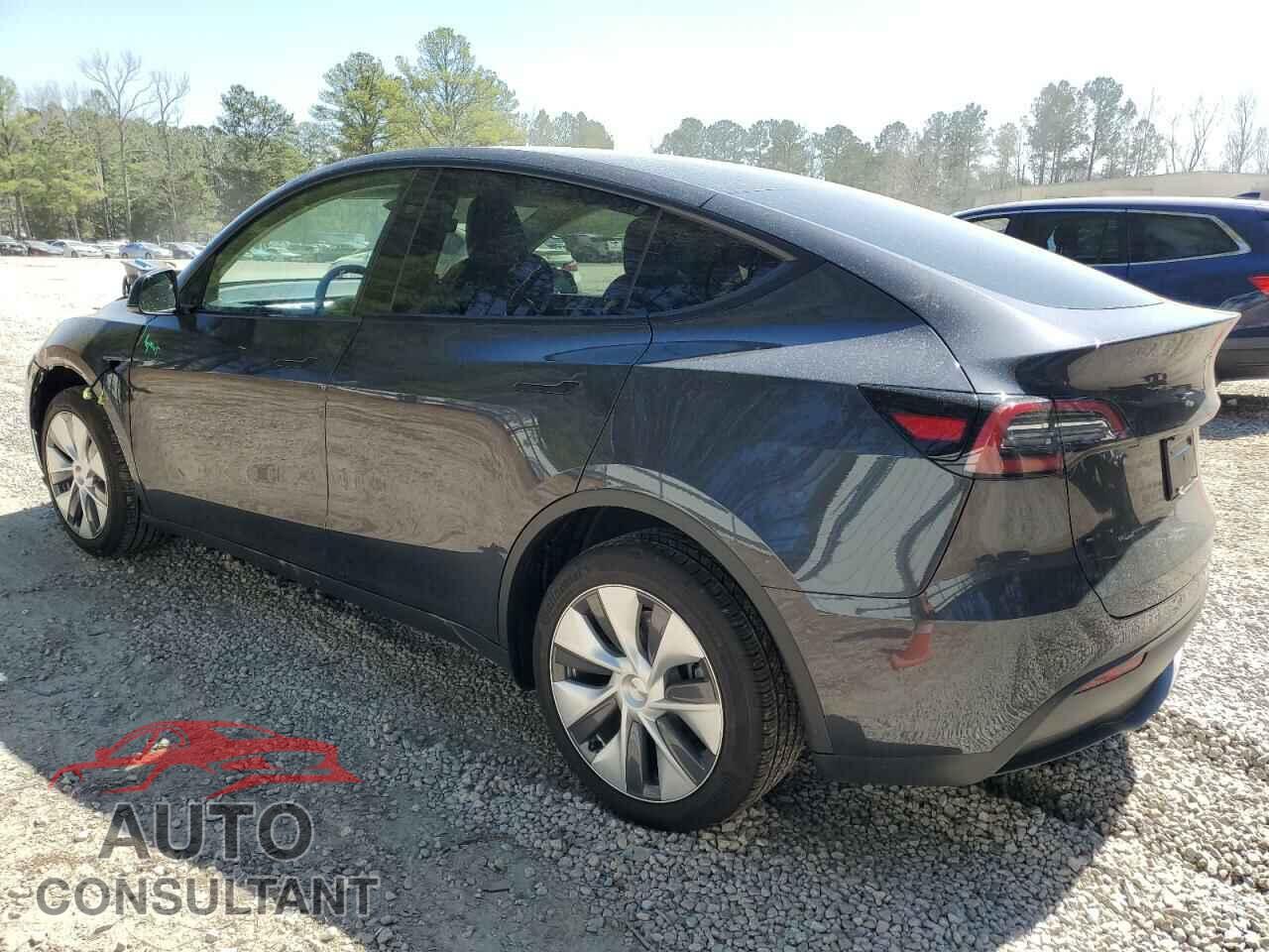 TESLA MODEL Y 2024 - 7SAYGDEE7RF995758