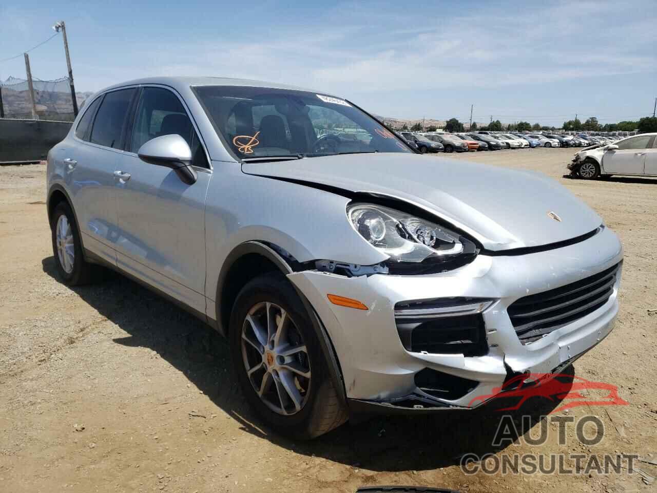 PORSCHE CAYENNE 2016 - WP1AA2A29GLA06562