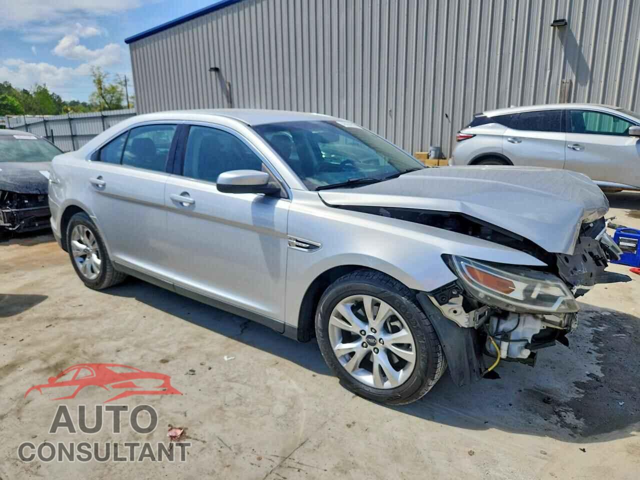 FORD TAURUS 2011 - 1FAHP2EW8BG109717