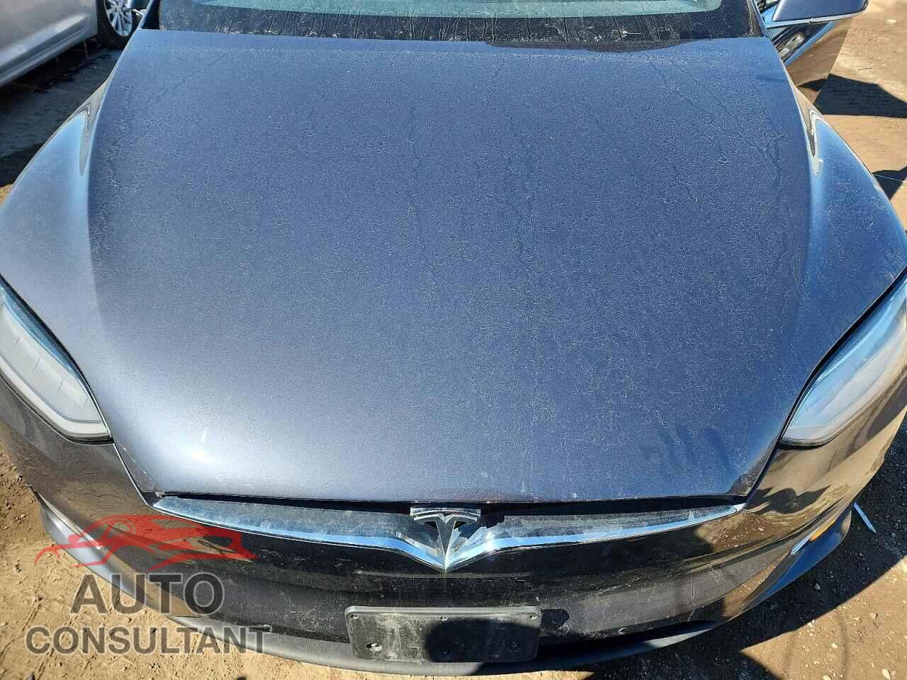 TESLA MODEL X 2017 - 5YJXCDE29HF045698