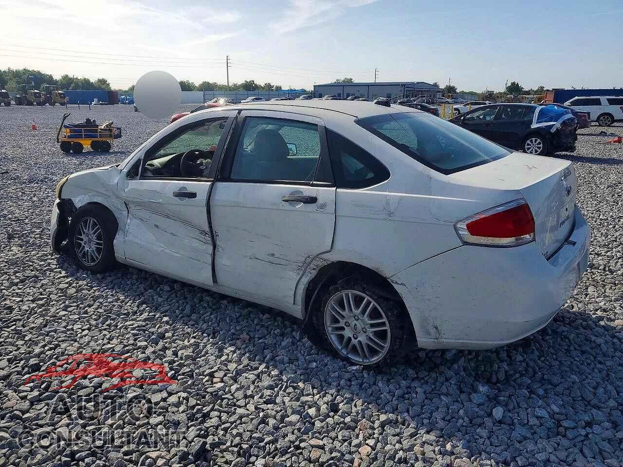 FORD FOCUS 2009 - 1FAHP35N19W110012