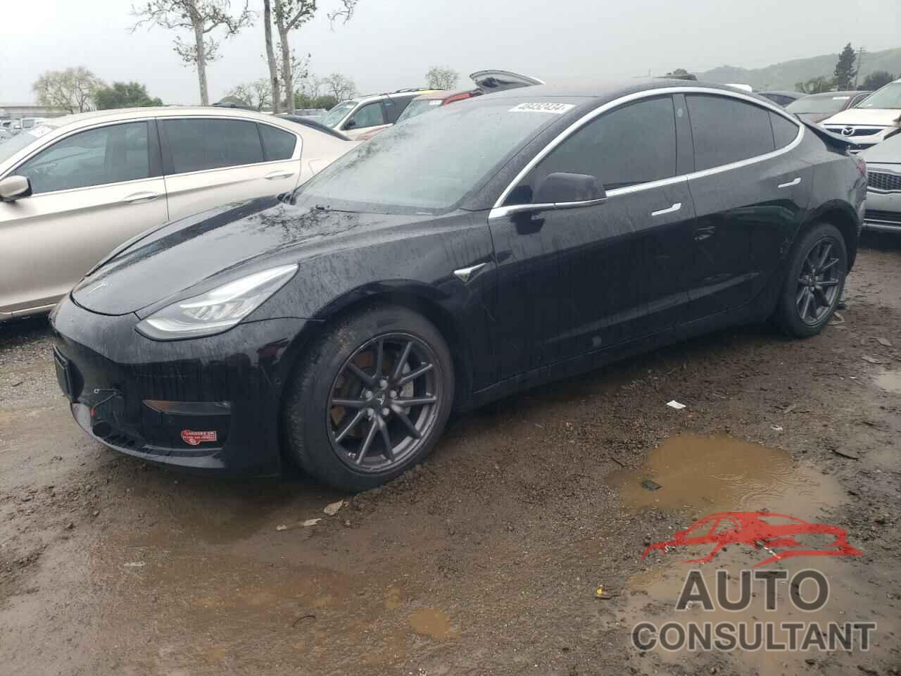 TESLA MODEL 3 2018 - 5YJ3E1EA5JF038865