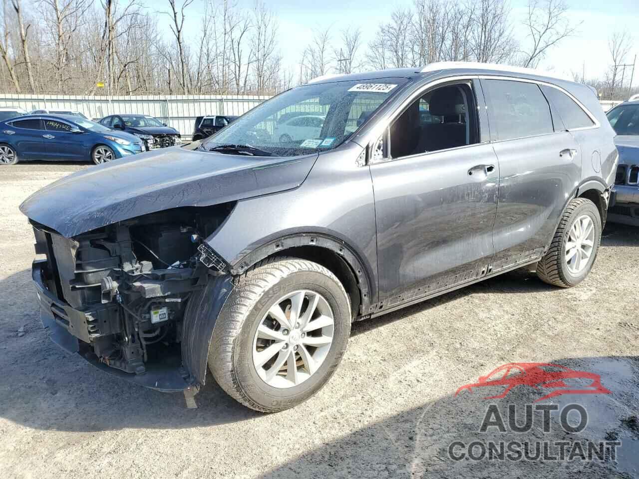 KIA SORENTO 2018 - 5XYPG4A38JG404315