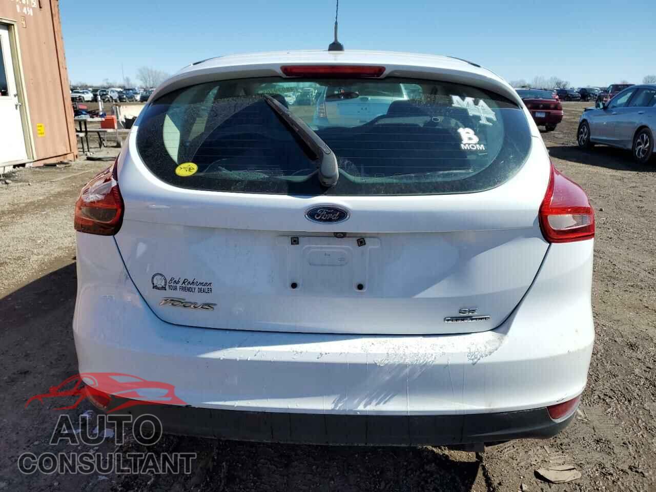 FORD FOCUS 2016 - 1FADP3K28GL277040