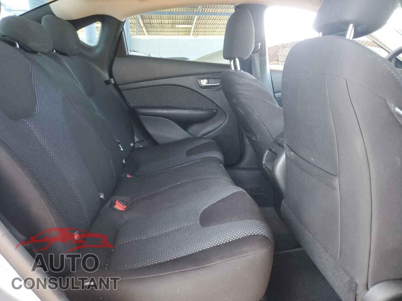 DODGE DART 2015 - 1C3CDFAA1FD405429