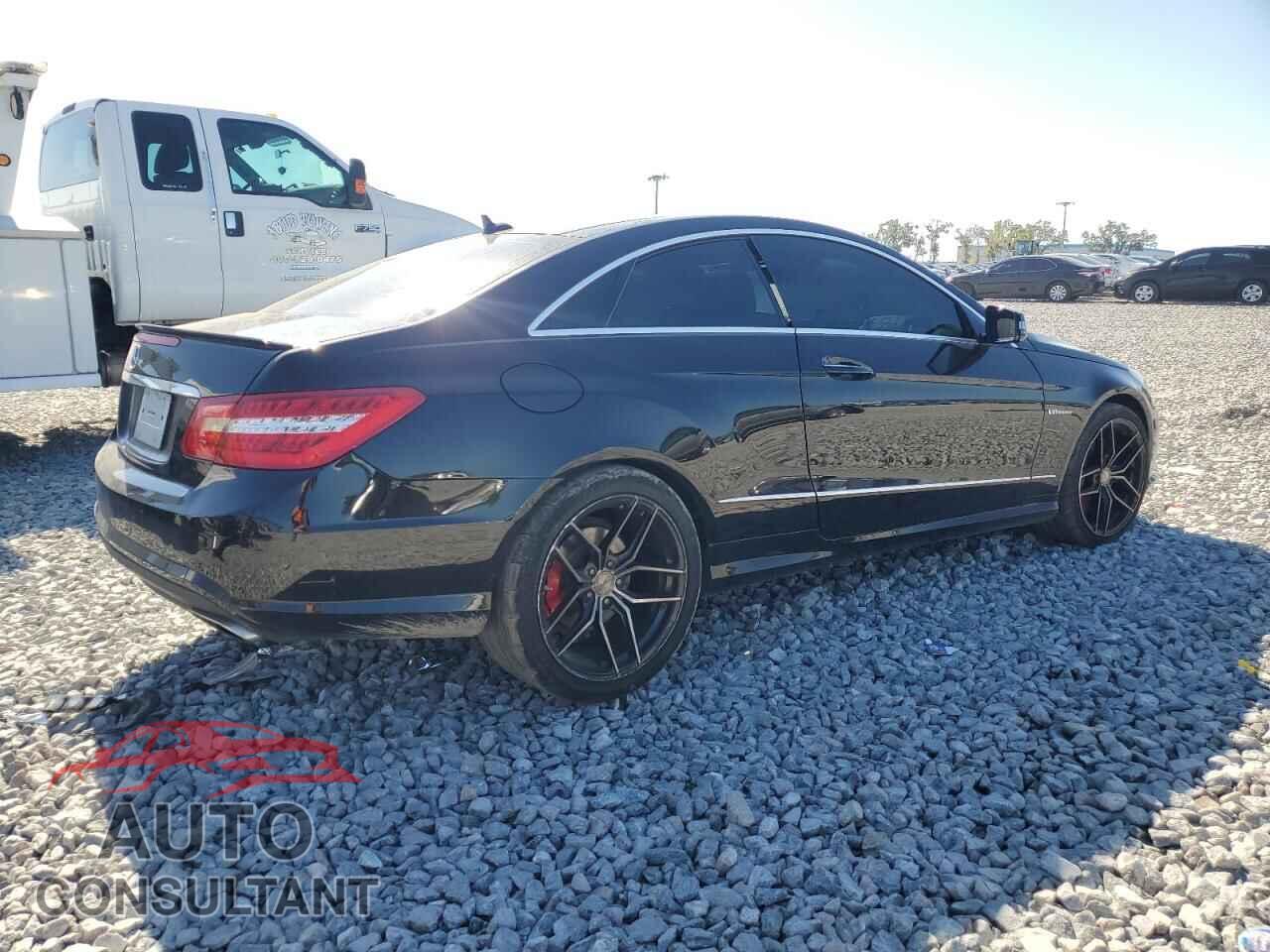 MERCEDES-BENZ E-CLASS 2012 - WDDKJ7DB8CF148172