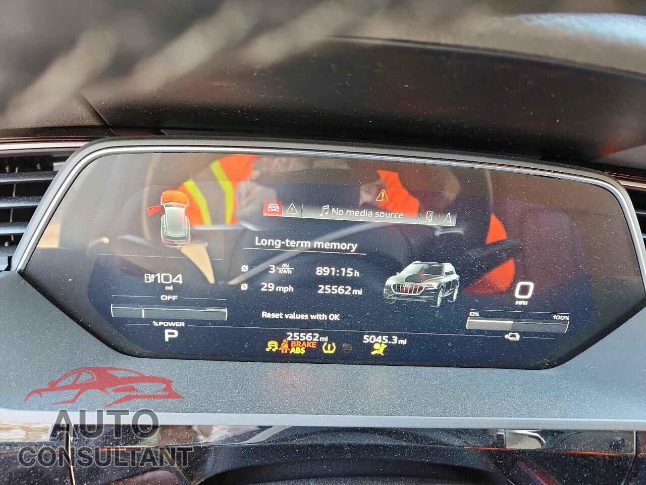 AUDI E-TRON 2023 - WA1AAAGE3PB019627