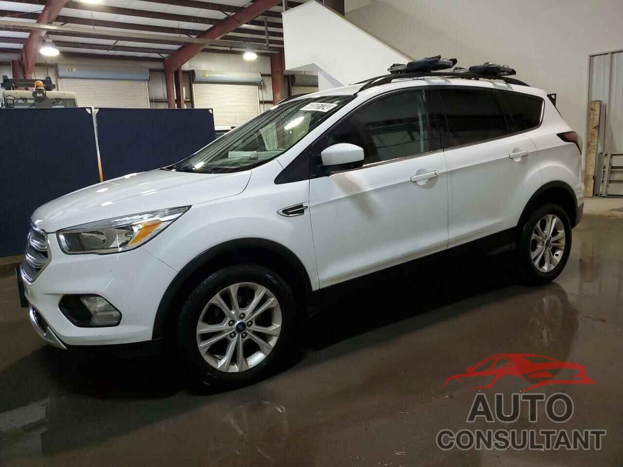 FORD ESCAPE 2018 - 1FMCU0GD7JUC94531