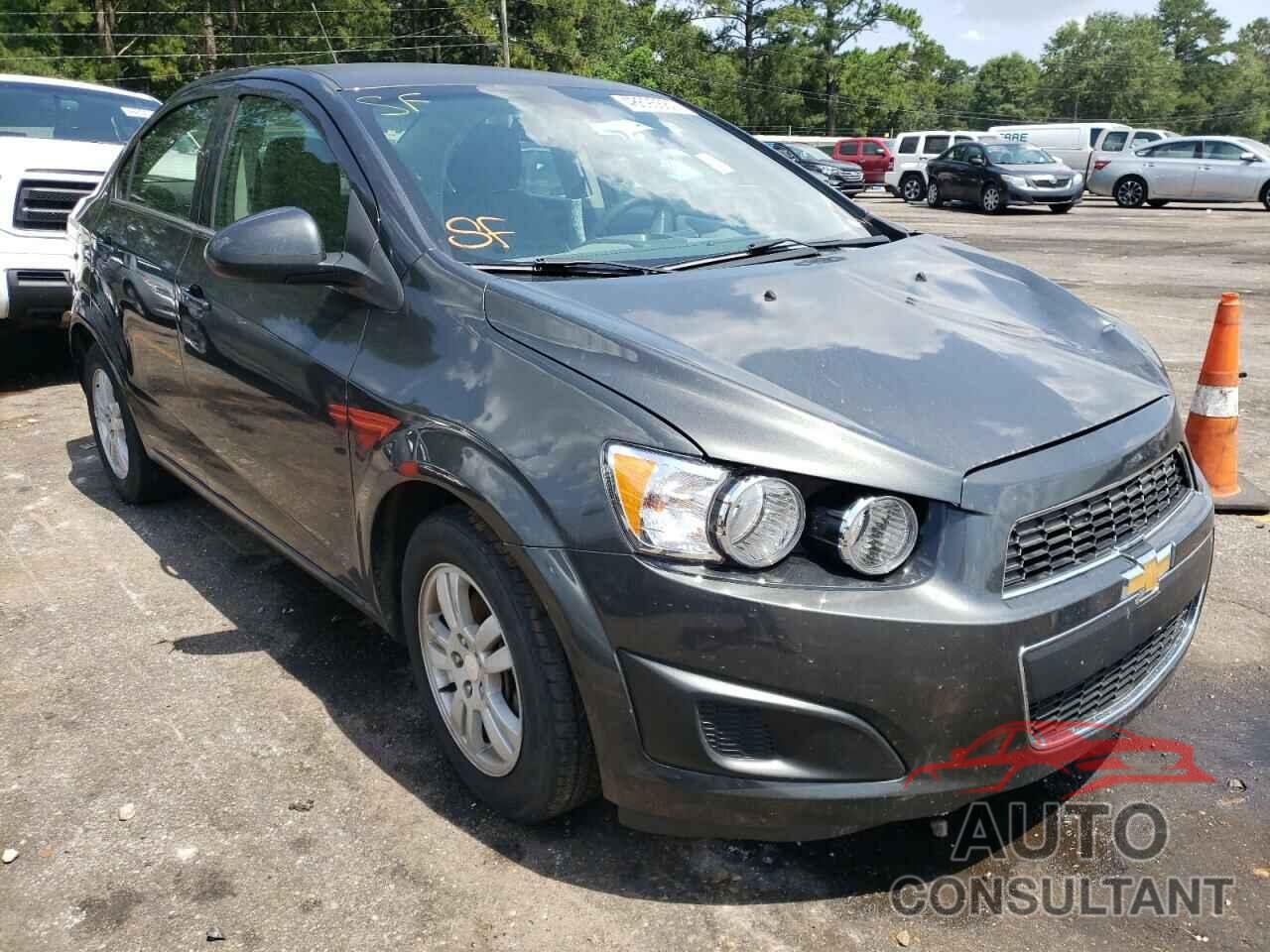 CHEVROLET SONIC 2016 - 1G1JC5SH0G4133901