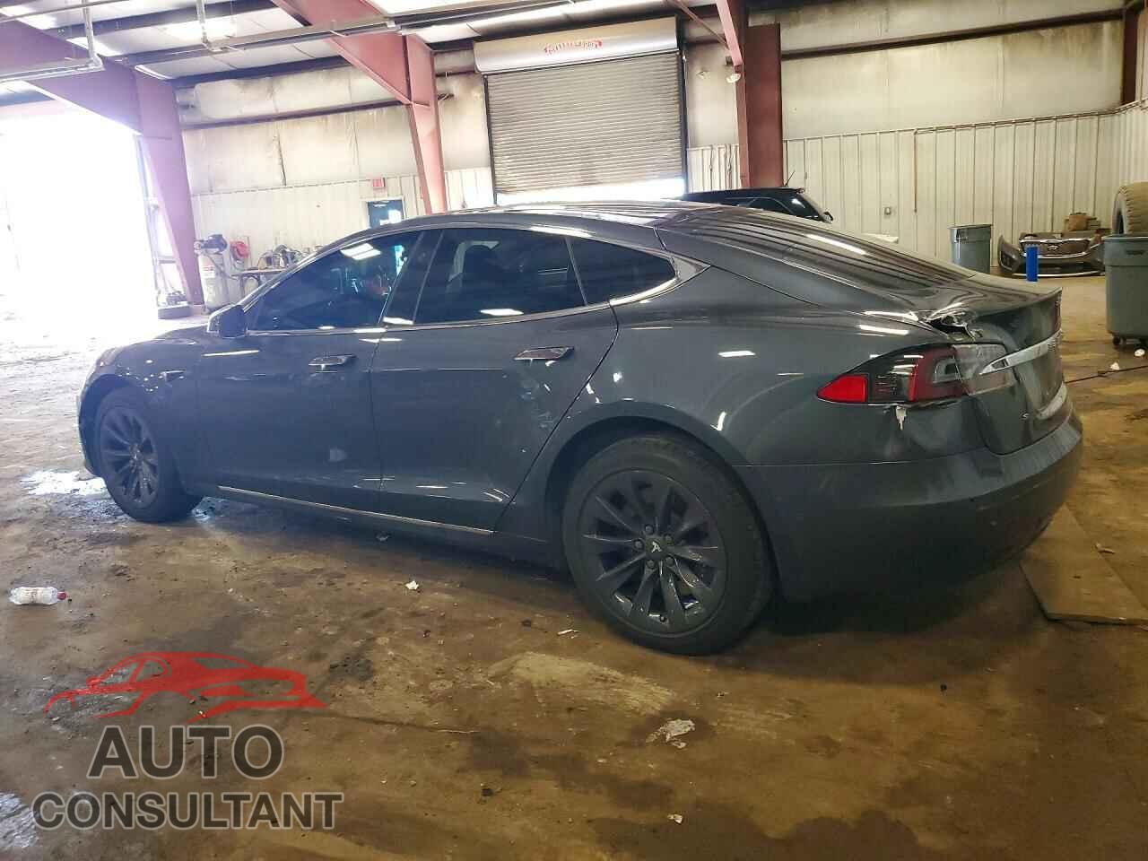 TESLA MODEL S 2018 - 5YJSA1E25JF285593