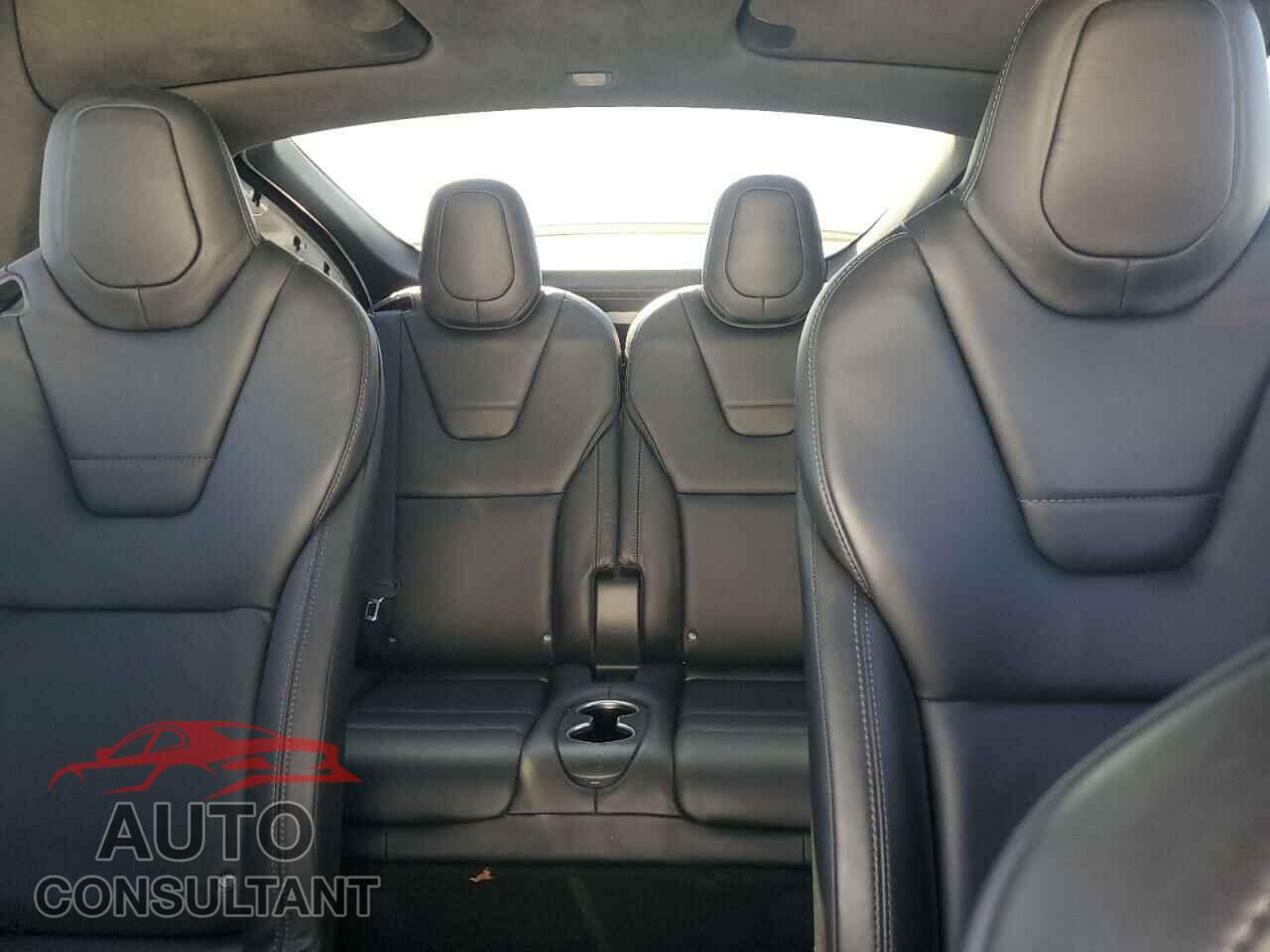 TESLA MODEL X 2017 - 5YJXCBE21HF044498