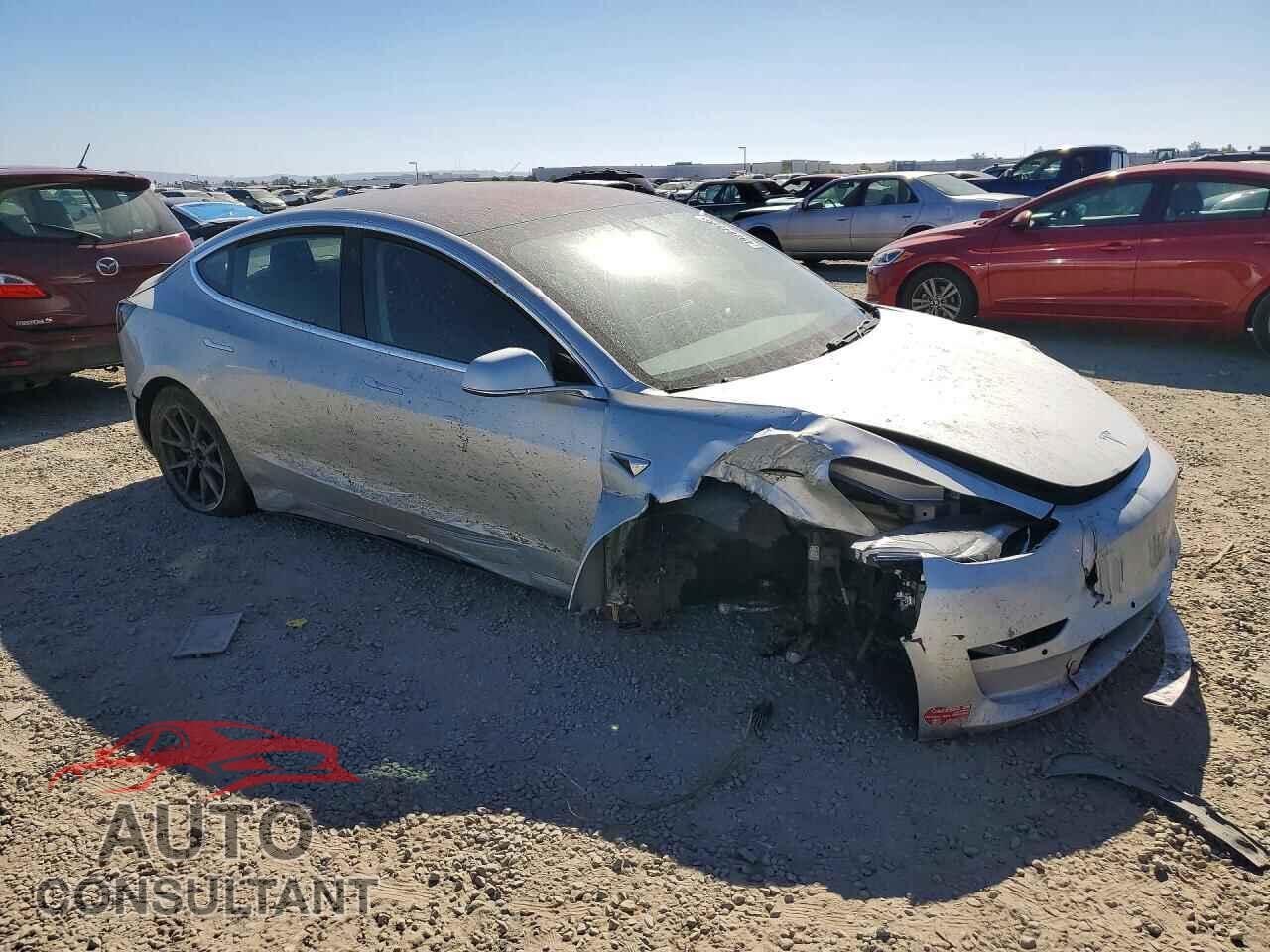 TESLA MODEL 3 2018 - 5YJ3E1EA5JF005249