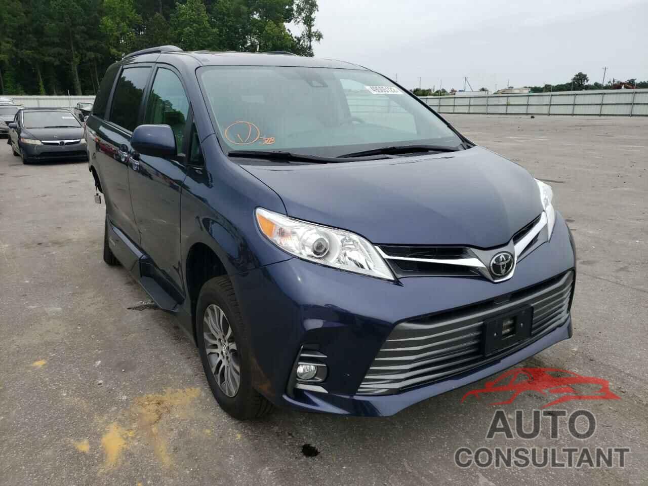 TOYOTA SIENNA 2018 - 5TDYZ3DC4JS906715