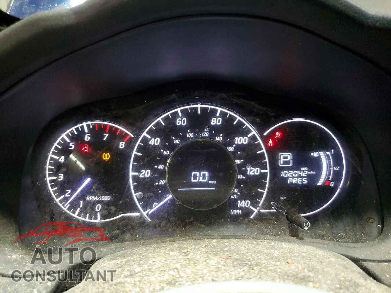 NISSAN VERSA 2019 - 3N1CE2CP8KL360113