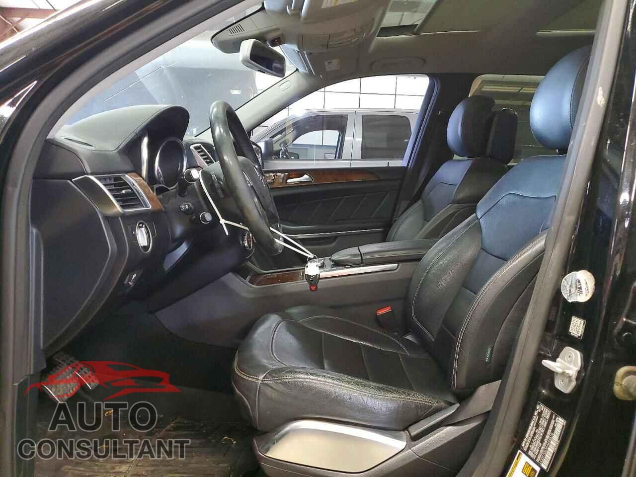 MERCEDES-BENZ GL-CLASS 2015 - 4JGDF7DEXFA453510