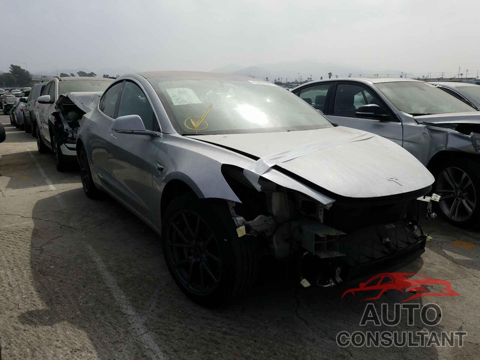 TESLA MODEL 3 2018 - 5YJ3E1EA7JF095326