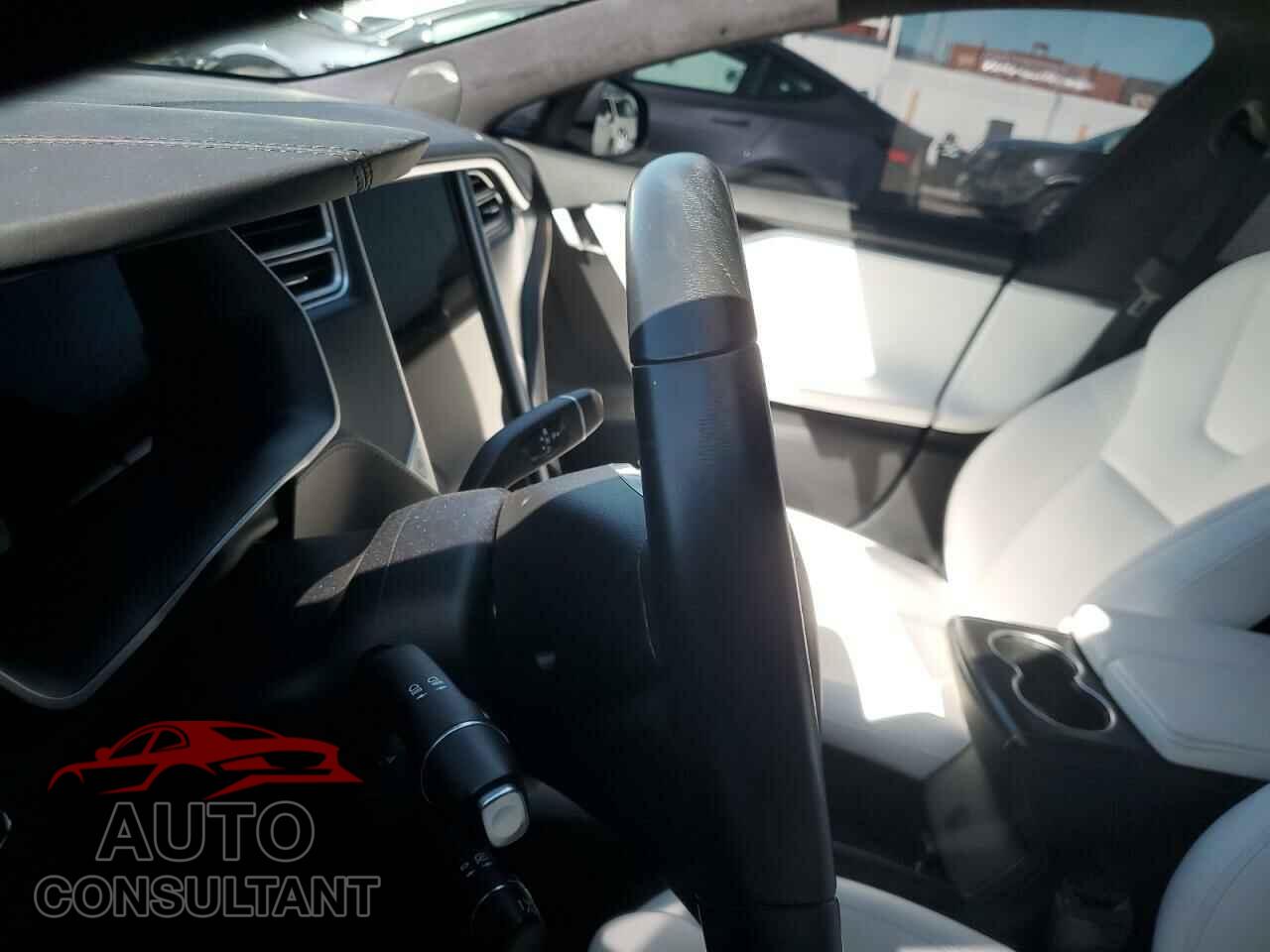 TESLA MODEL S 2018 - 5YJSA1E23JF239826