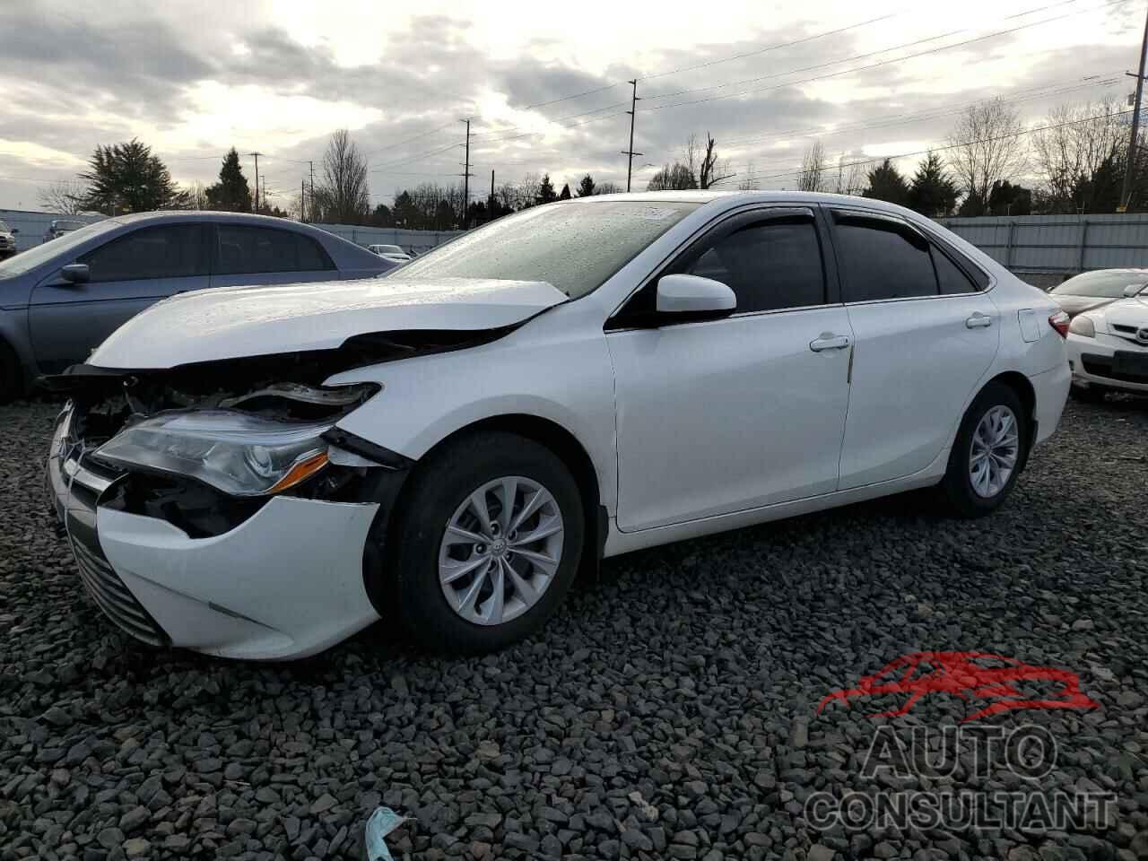 TOYOTA CAMRY 2016 - 4T4BF1FKXGR556648