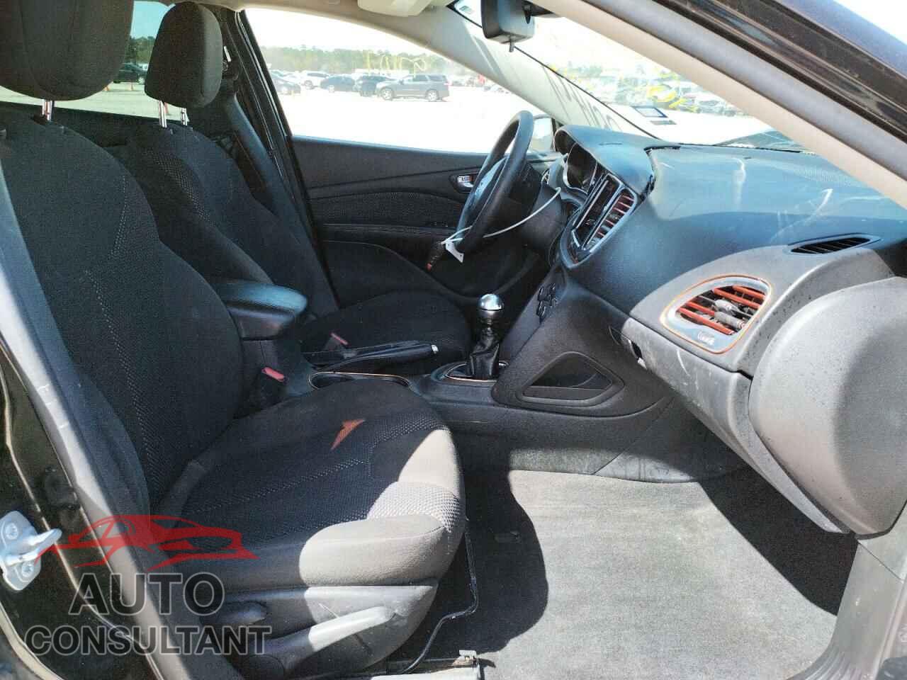 DODGE DART 2016 - 1C3CDFAA7GD592970