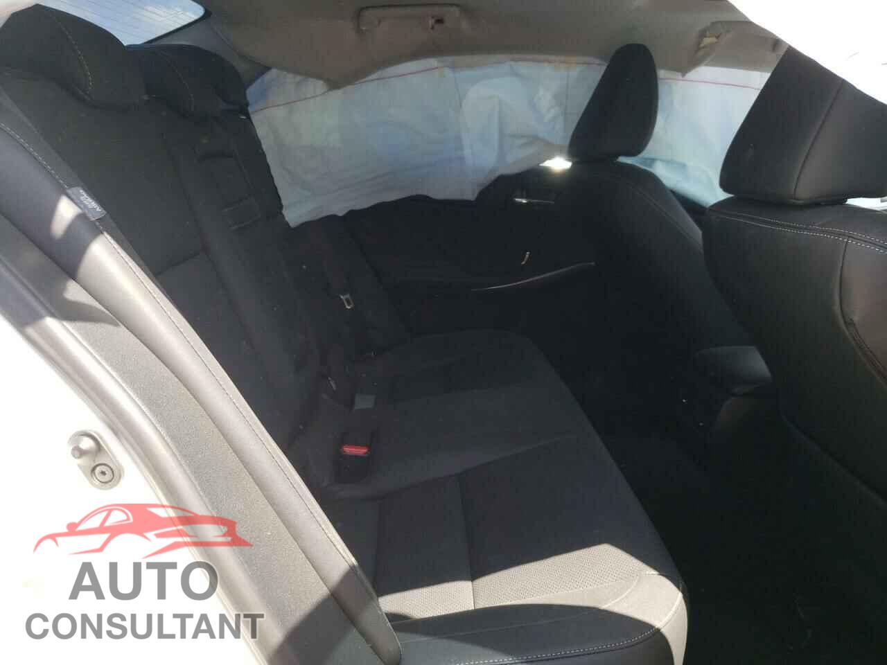 LEXUS IS 2016 - JTHBA1D24G5029374