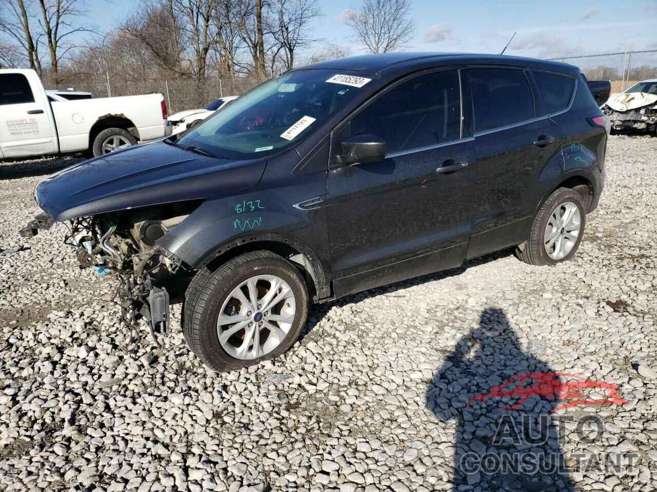 FORD ESCAPE 2017 - 1FMCU0GD0HUE05673