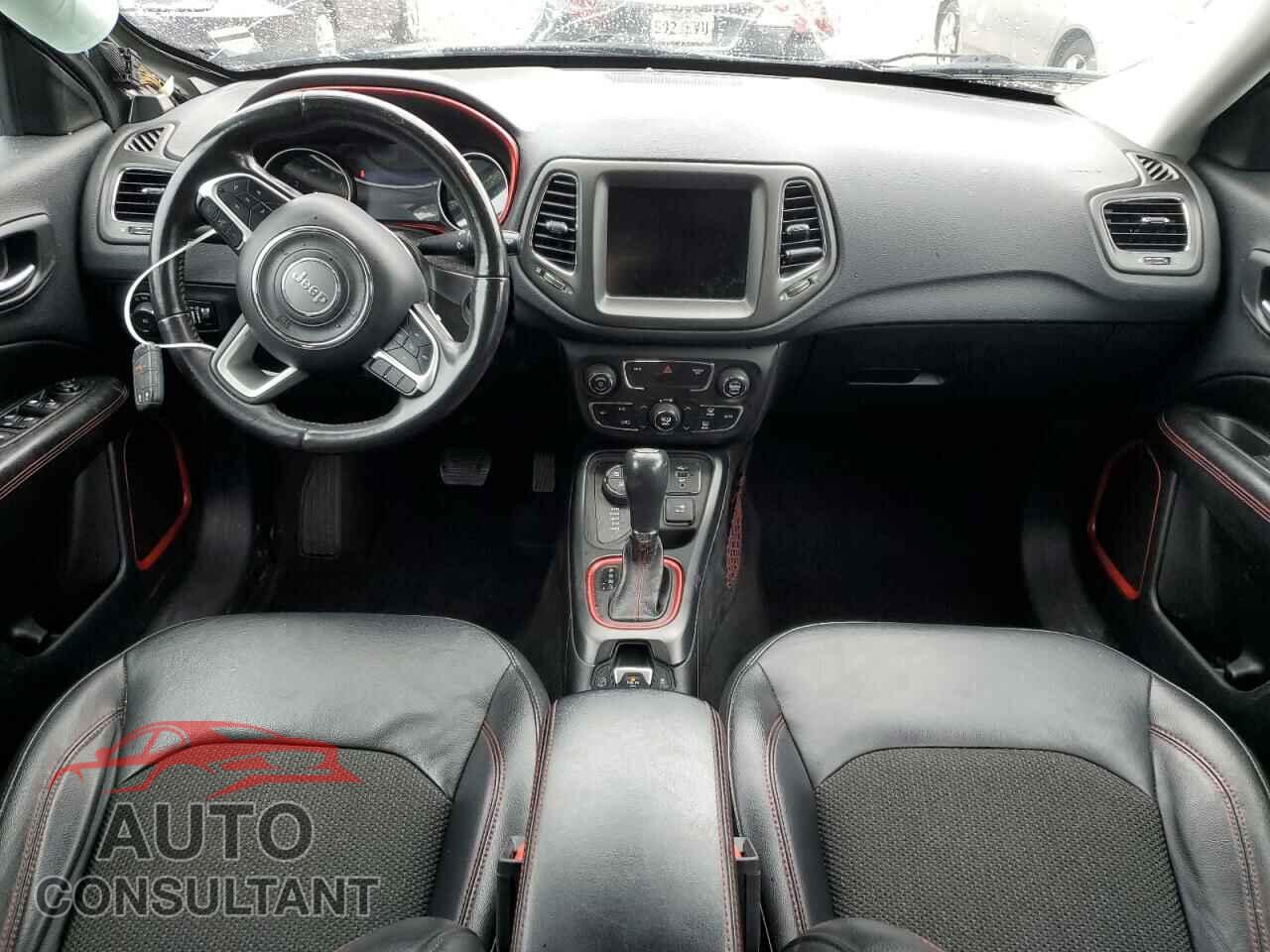 JEEP COMPASS 2020 - 3C4NJDDB0LT159596