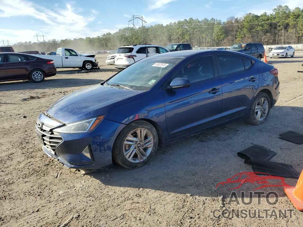 HYUNDAI ELANTRA 2019 - 5NPD84LF1KH420986