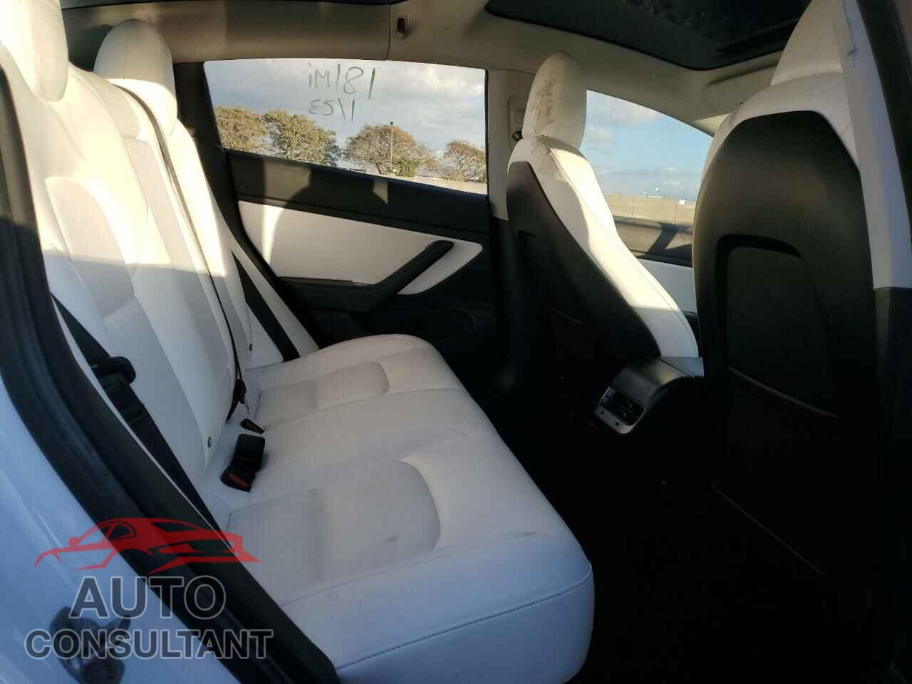 TESLA MODEL 3 2018 - 5YJ3E1EB5JF096970