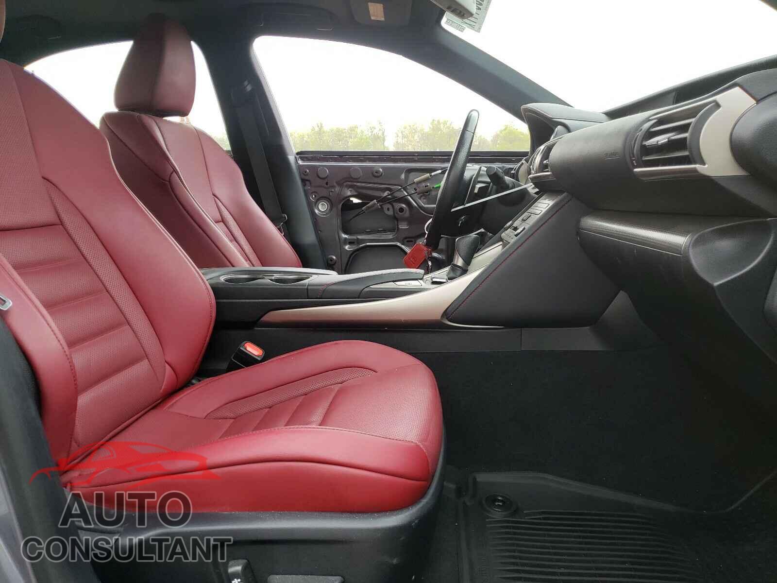 LEXUS IS 2017 - JTHCM1D21H5024873