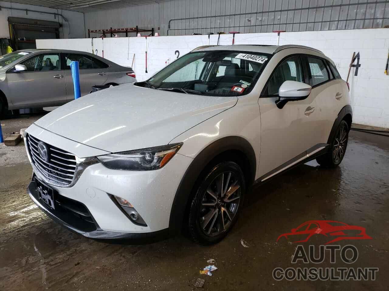 MAZDA CX-3 2018 - JM1DKFD76J0305865