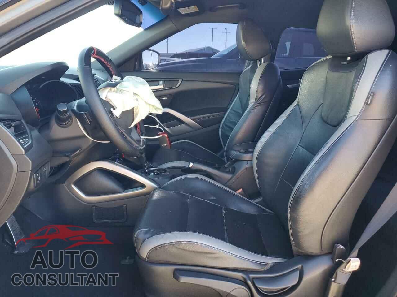 HYUNDAI VELOSTER 2016 - KMHTC6AEXGU249826