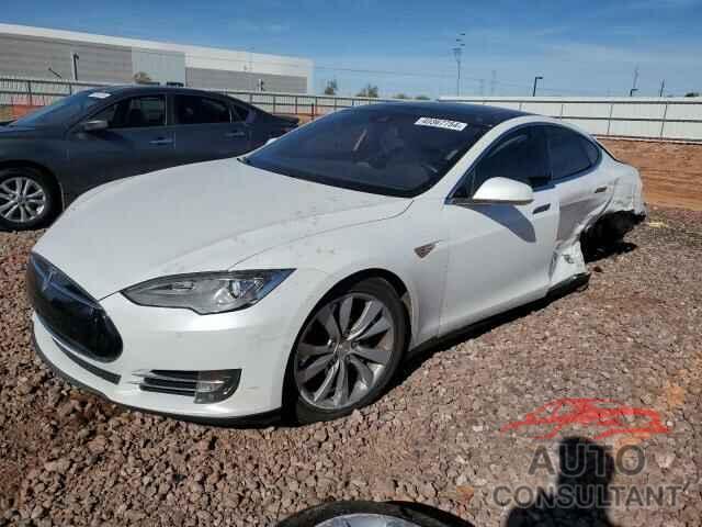 TESLA MODEL S 2016 - 5YJSA1E20GF129213