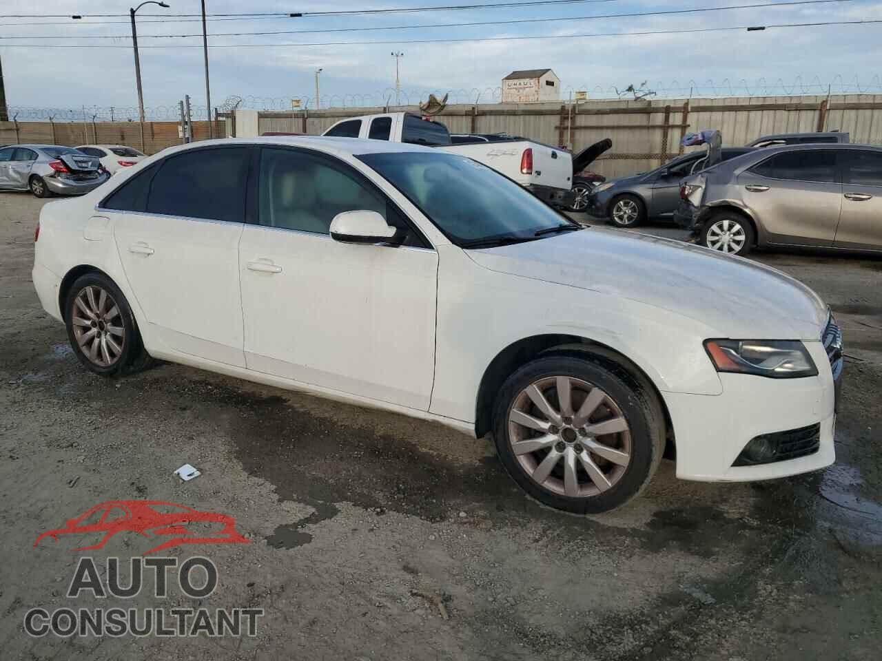 AUDI A4 2011 - WAUFFAFLXBN004298