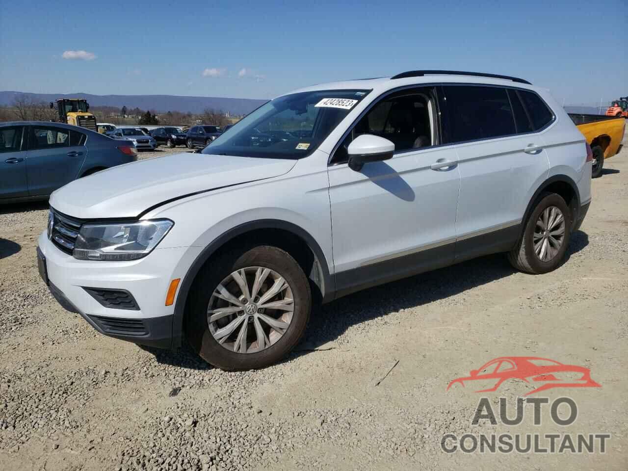 VOLKSWAGEN TIGUAN 2018 - 3VV3B7AX6JM094087