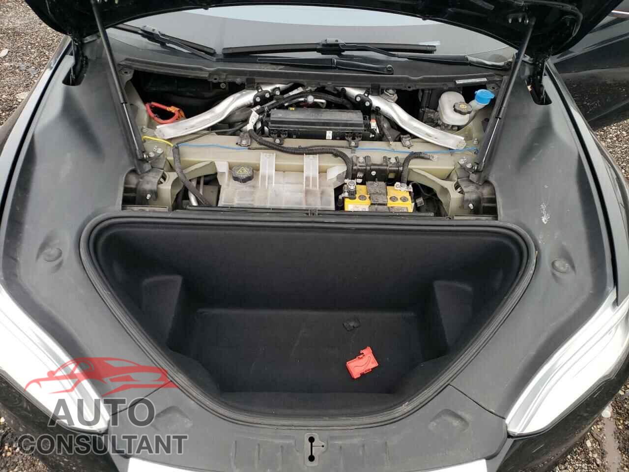 TESLA MODEL S 2019 - 5YJSA1E20KF330280